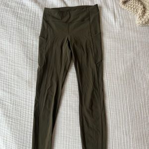 Lululemon Invigorate High-Rise with Pockets 25”